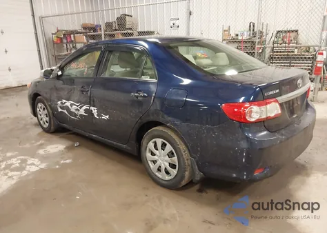 2011 Toyota Corolla Le z USA, uszkodzony, nr VIN JTDBU4EE4BJ091313